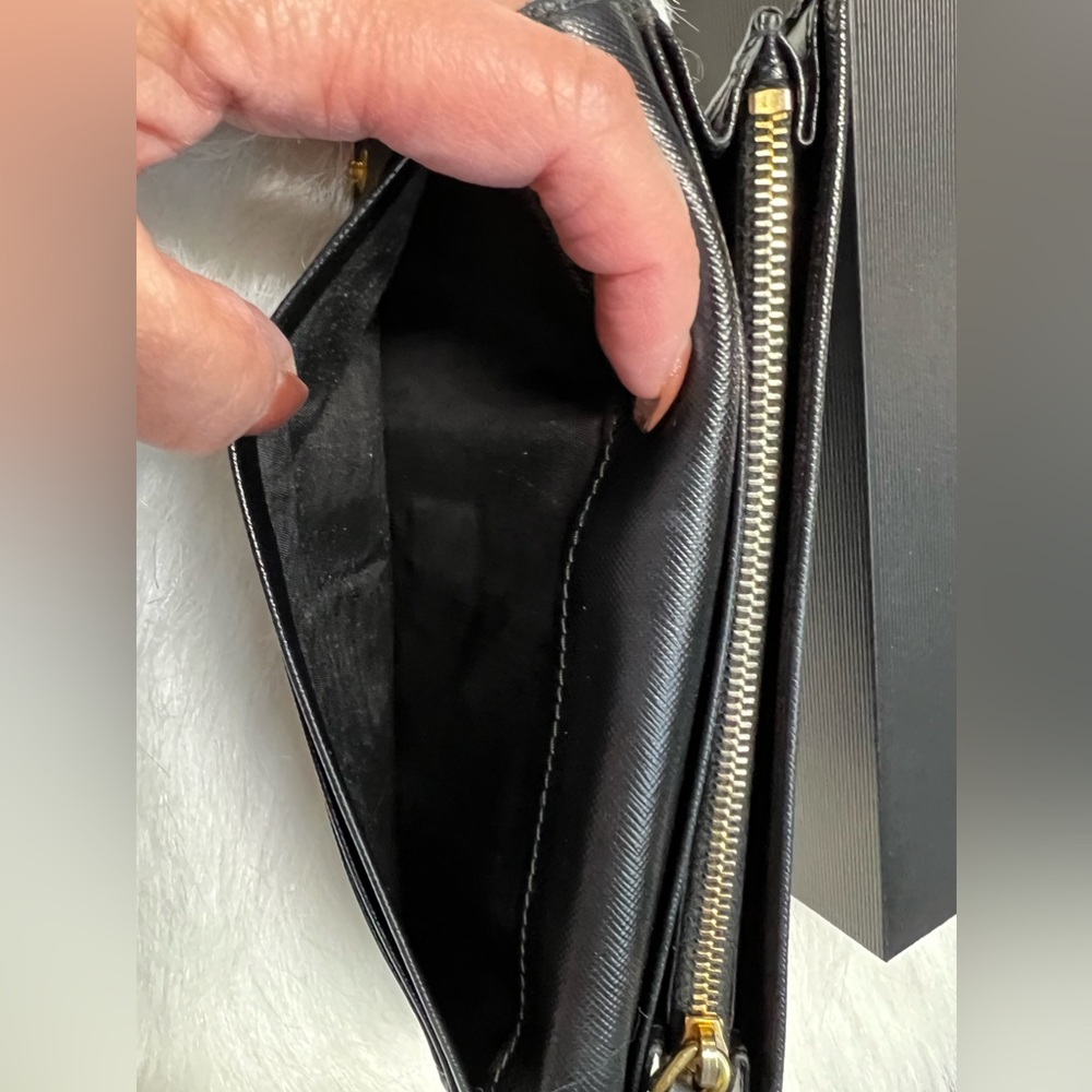 Authentic Prada Ribbon Saffino Leather Bifold Wallet - Picture 9 of 12